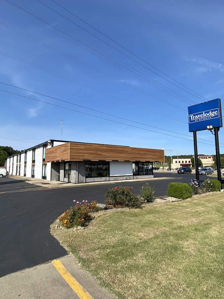Travelodge by Wyndham Gallipolis 24/33