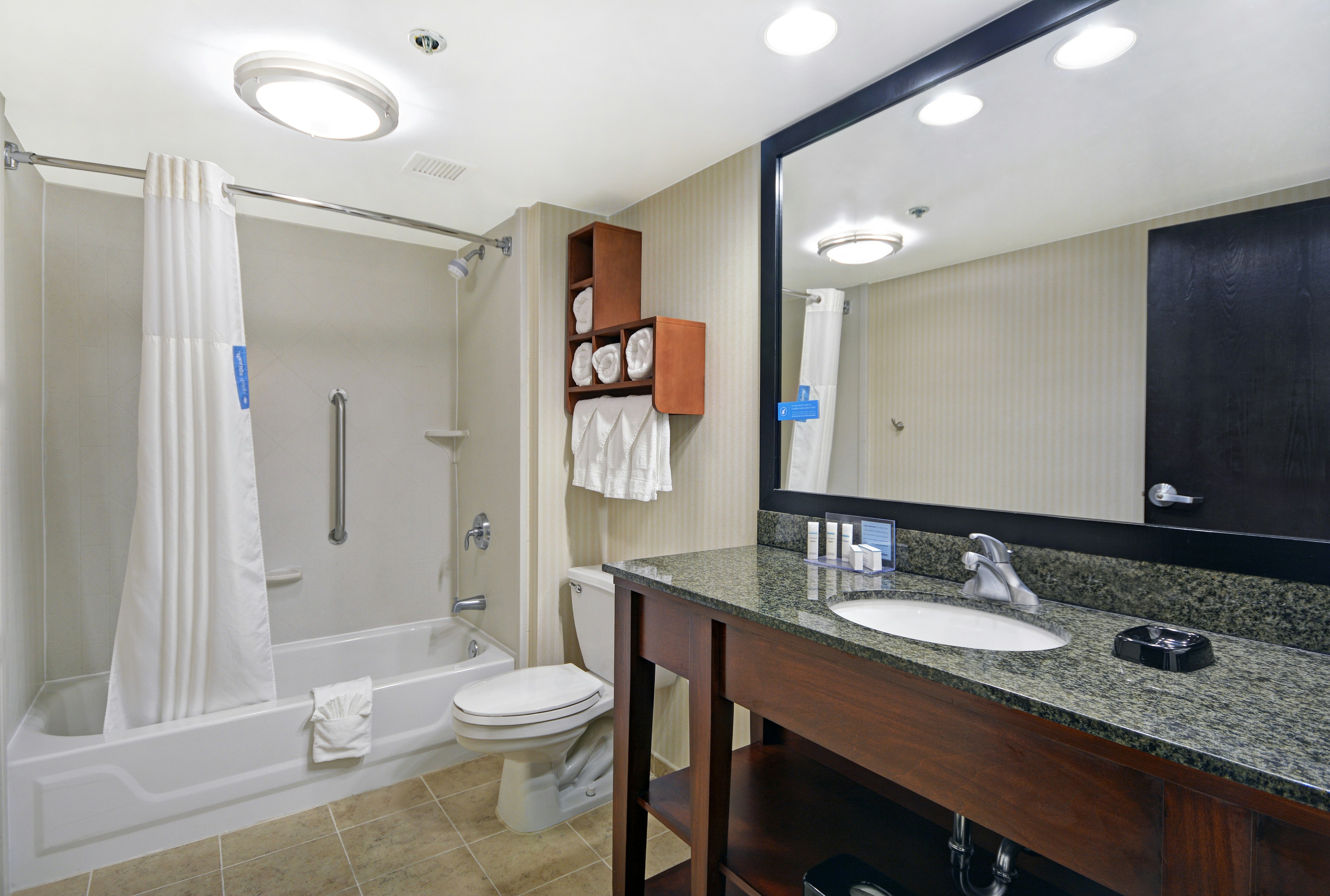Hampton Inn Athens GA 68/70