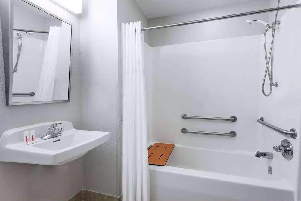 Sonesta Essential Morgantown 20/22