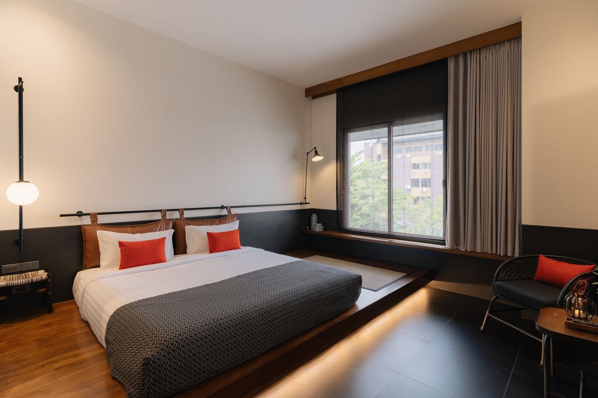 SUPERIOR, DOUBLE BED