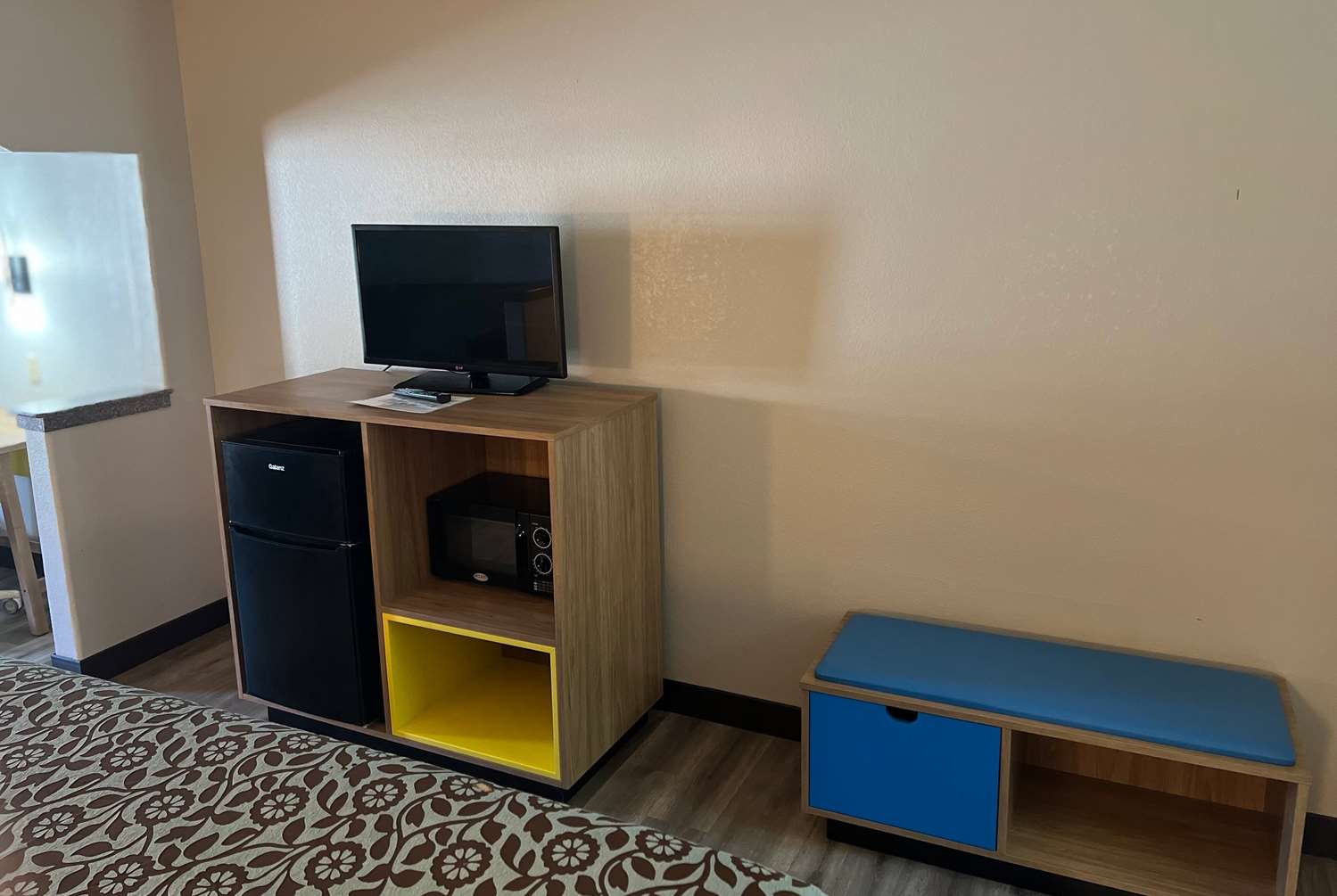 Days Inn & Suites By Wyndham Opelousas 11/13