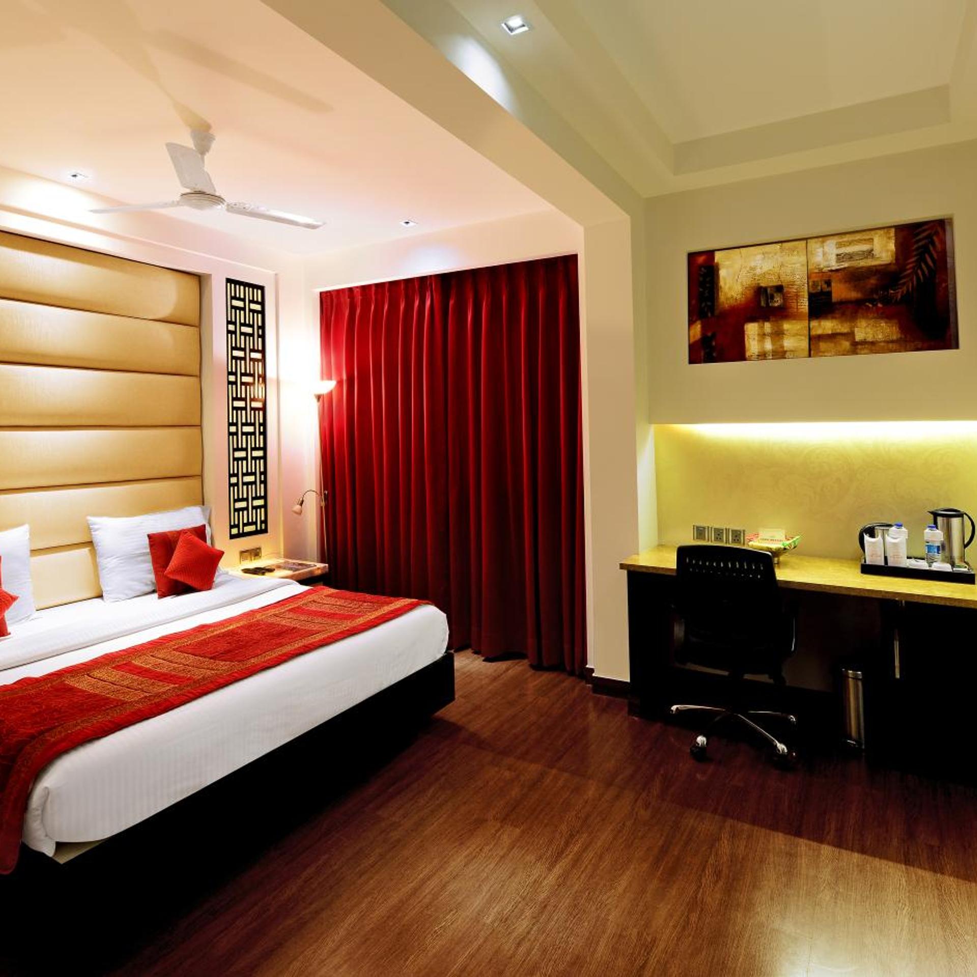 Chanchal Deluxe 12/58