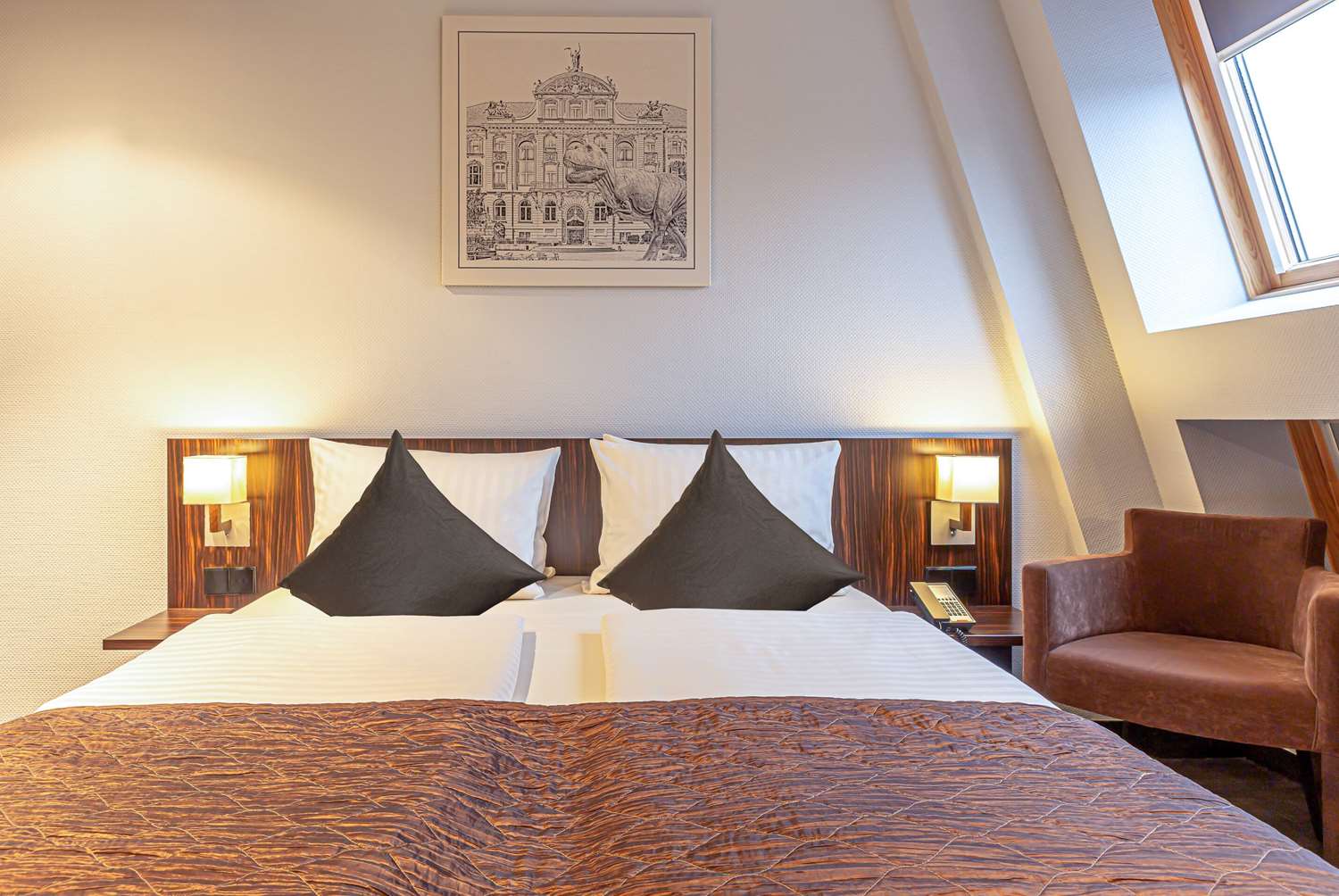 Ramada By Wyndham Frankfurt Central Station 8/35