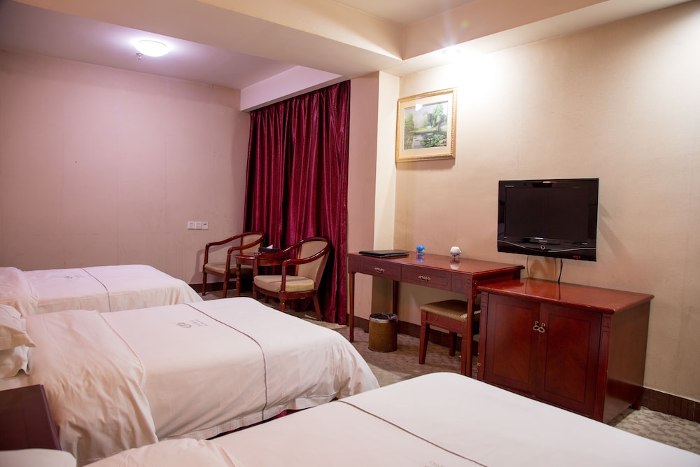 Junshan Hotel 26/75