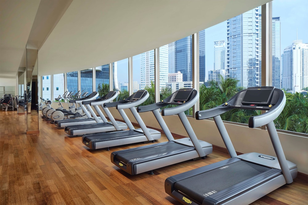 Shangri-La Hotel Jakarta 25/50