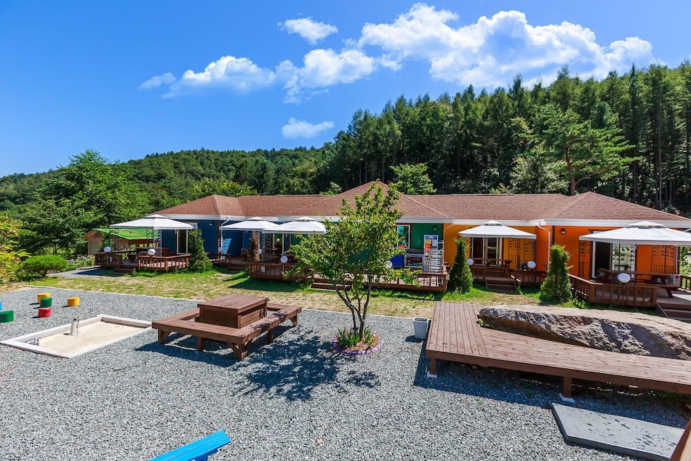 Rainbow Hwangto Pension 21/28
