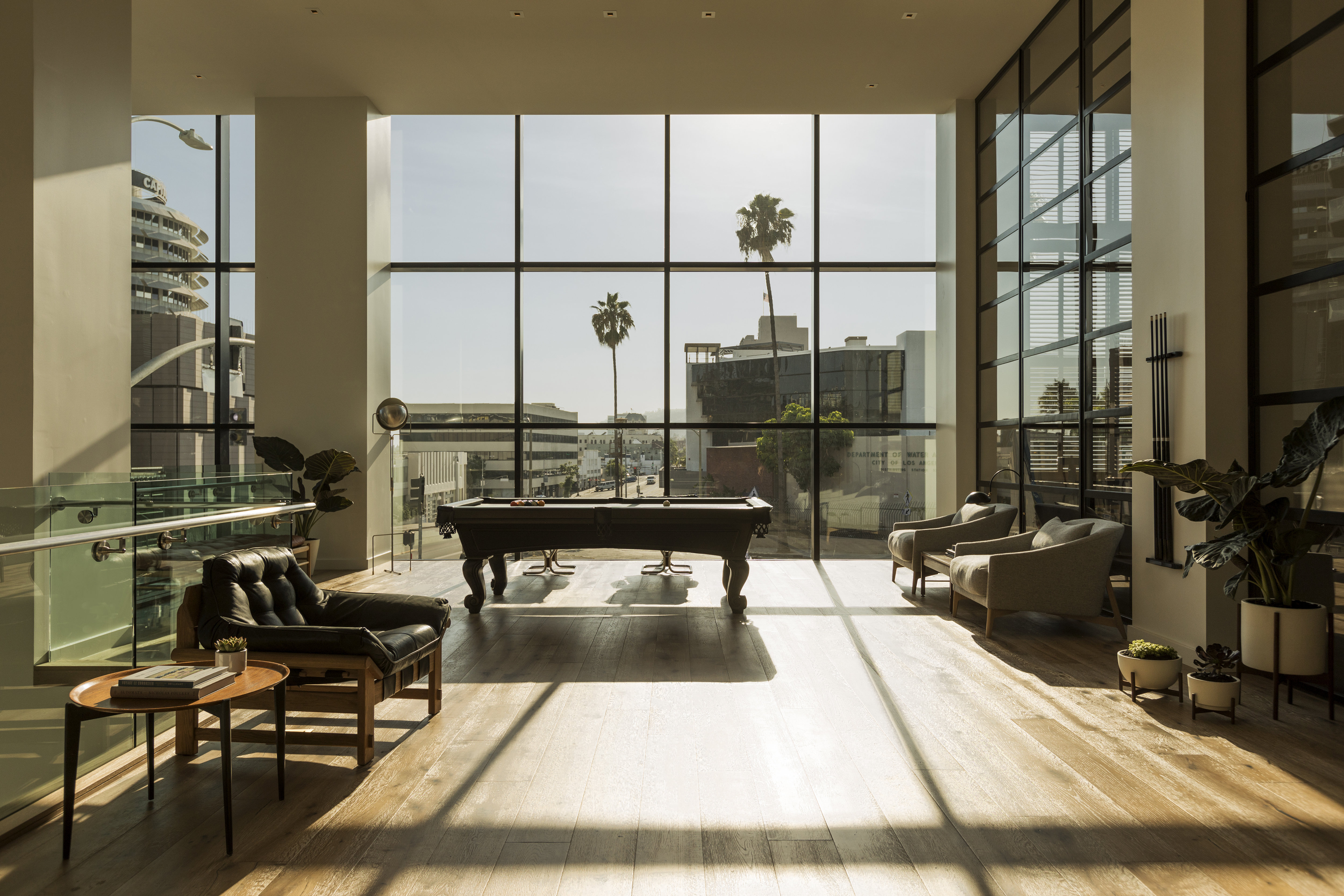 KIMPTON EVERLY HOTEL 29/80