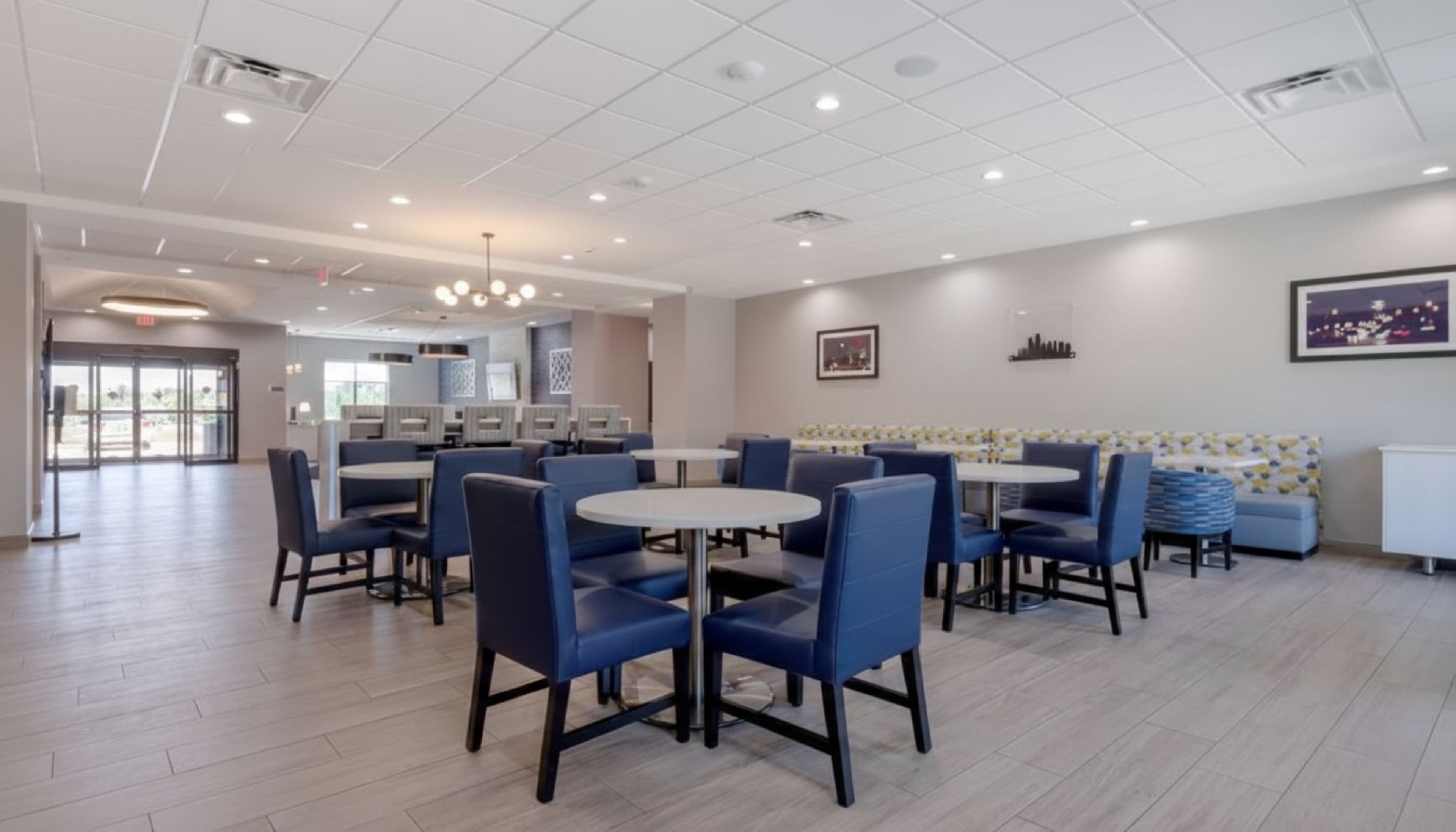 Best Western Plus Choctaw Inn & Suites 31/38