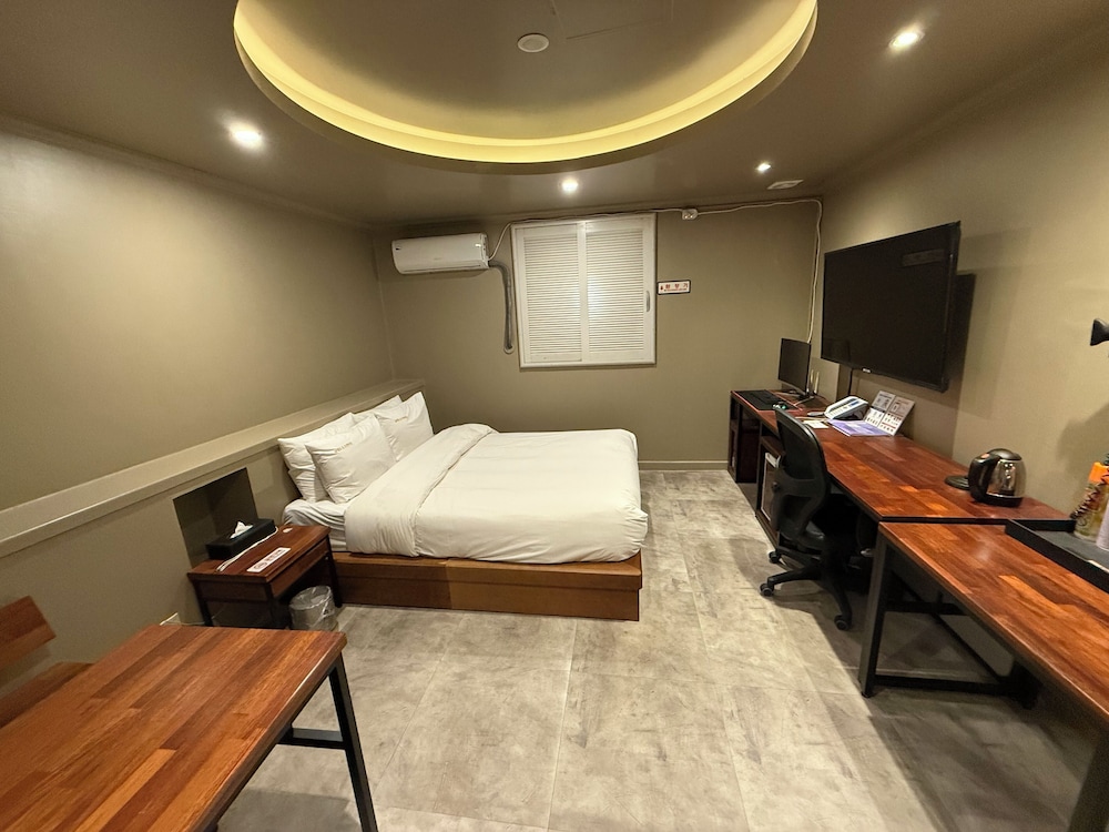 Rosenheim Hotel 15/34