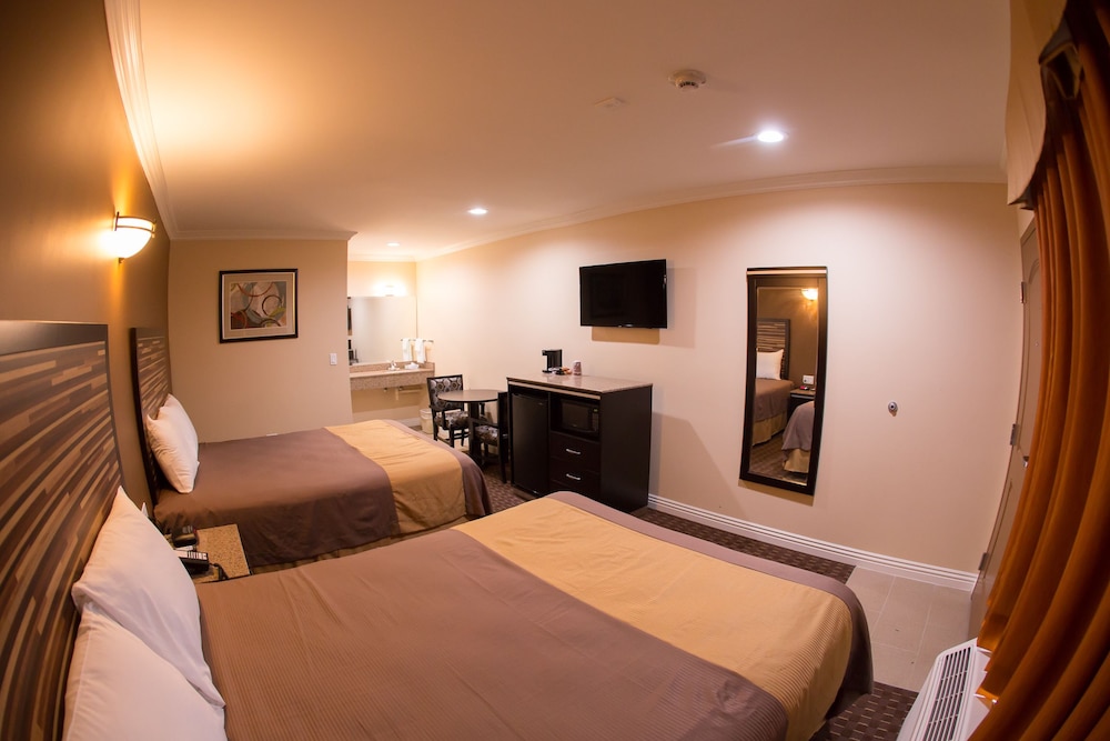 Diamond Bell Inn And Suites 18/54