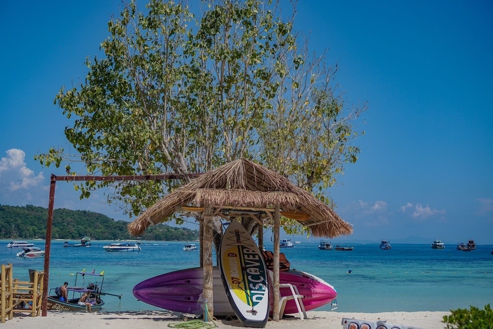 Phi Phi Nice Beach Resort 36/50