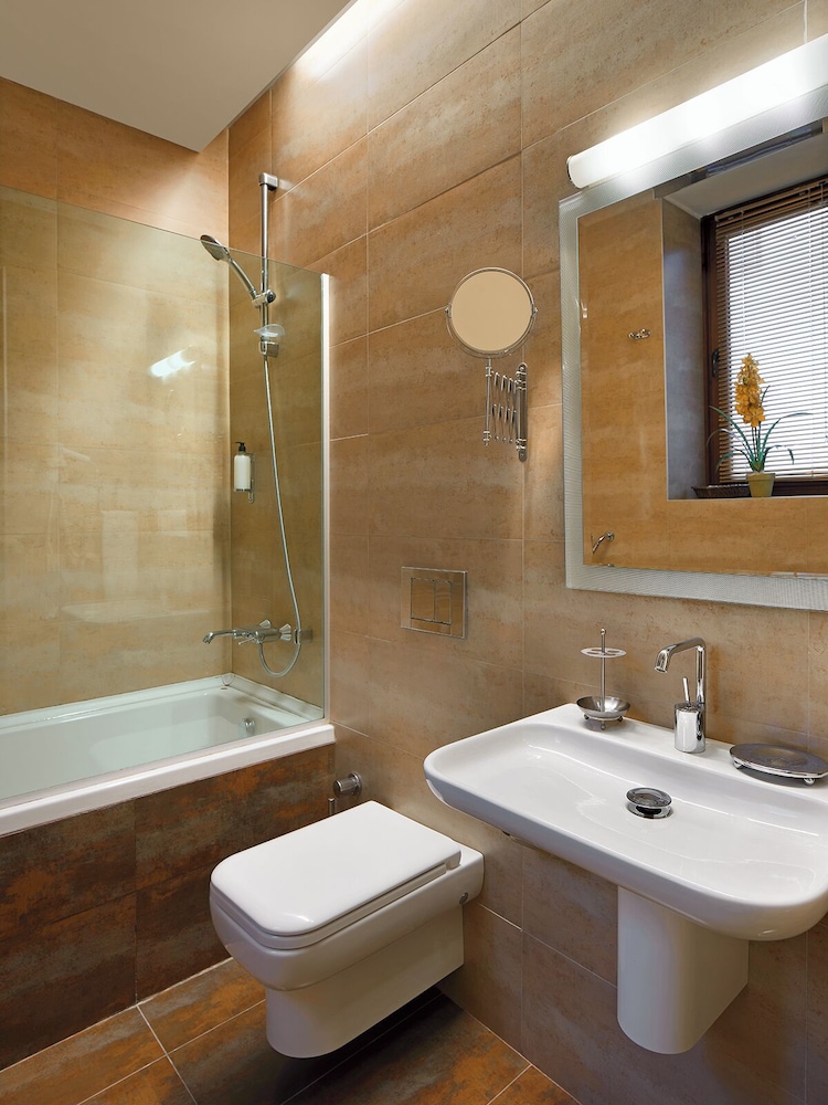 Galateia Residence 43/50