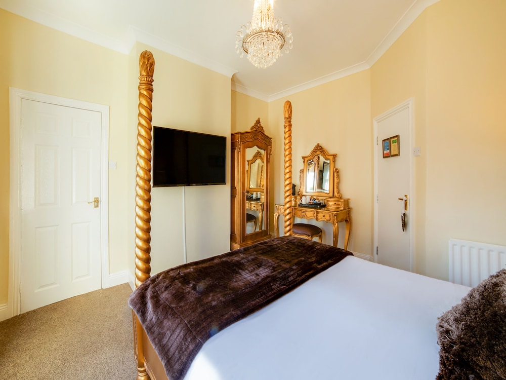 The Lemonfield Hotel 15/39