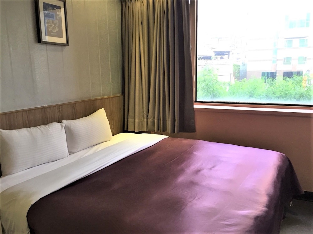 XIMEN HOTEL 60/70
