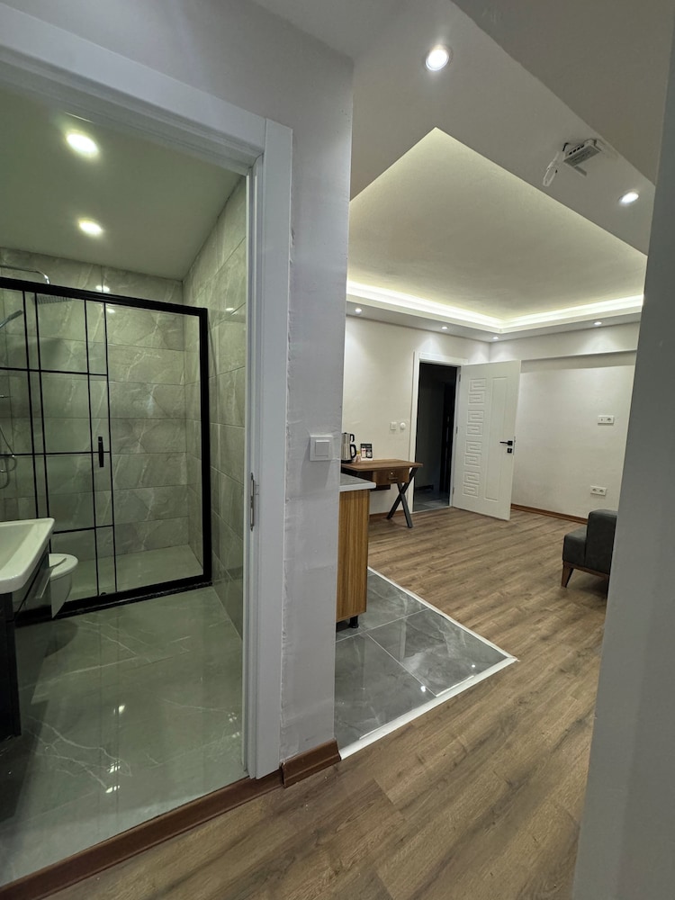 Calenberg Hotel 4/50