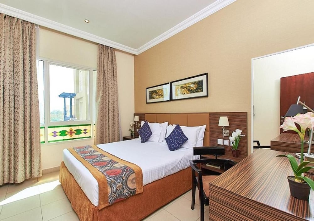Mughal Suites 12/50