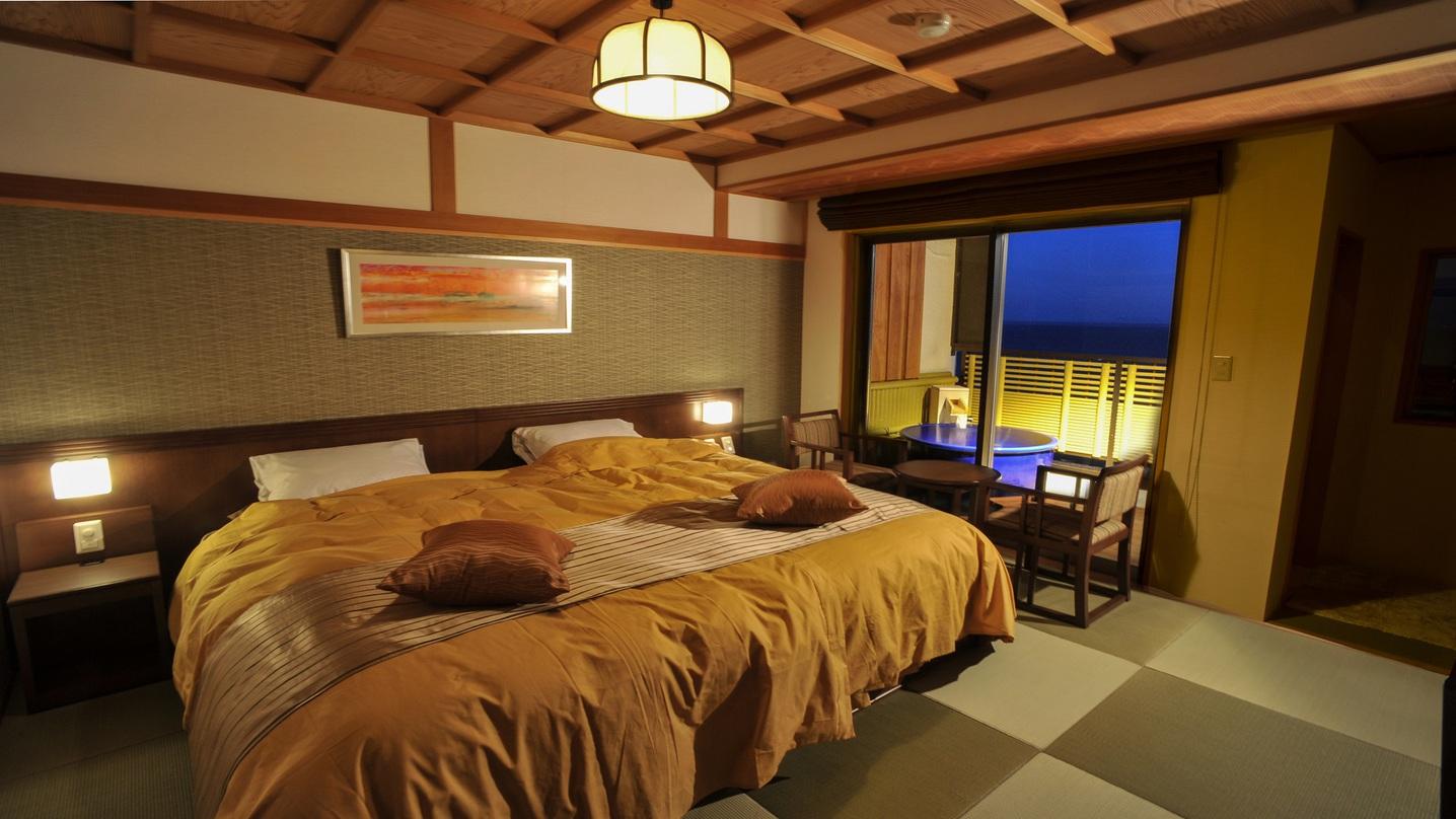 Hollywood, Twin Beds, Outdoor Bath