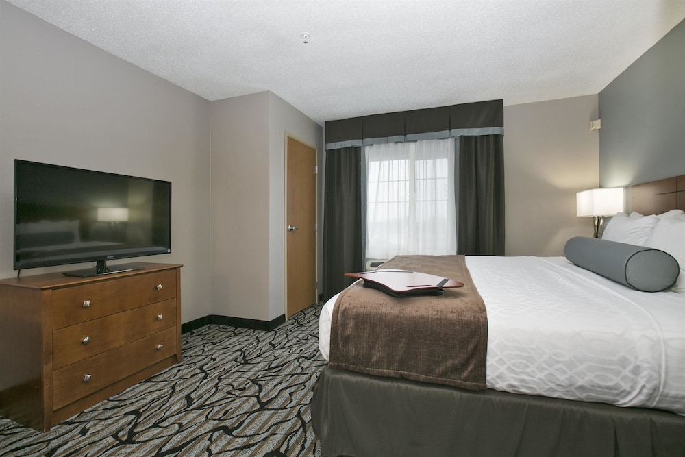 Best Western Plus Blaine At The National Sports Center 4/22