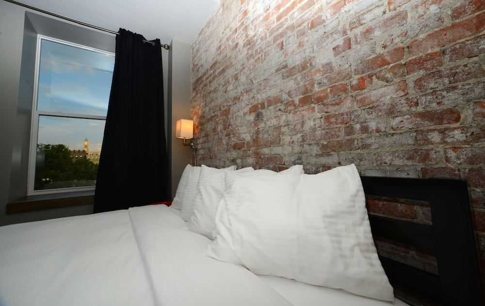 Hotel Kilbourne 16/60