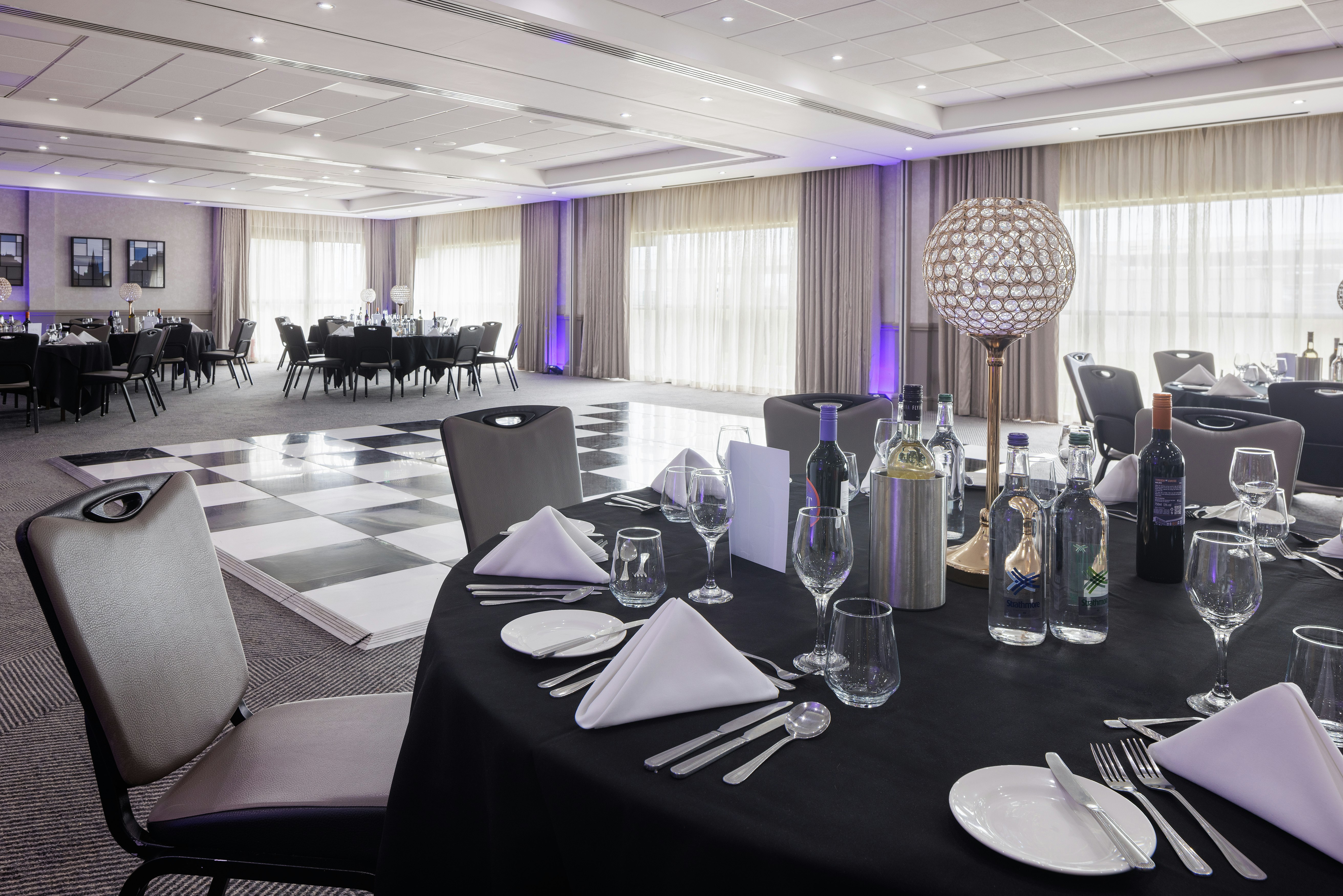 Doubletree By Hilton Edinburgh Airport 66/84