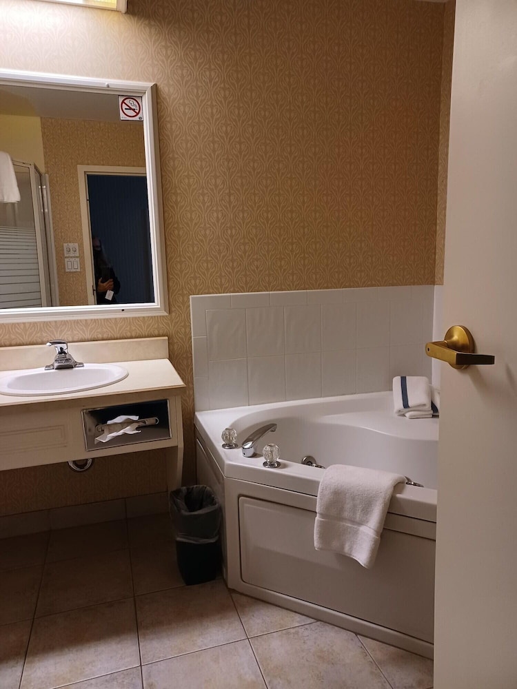 Casablanca Winery Inn 19/66