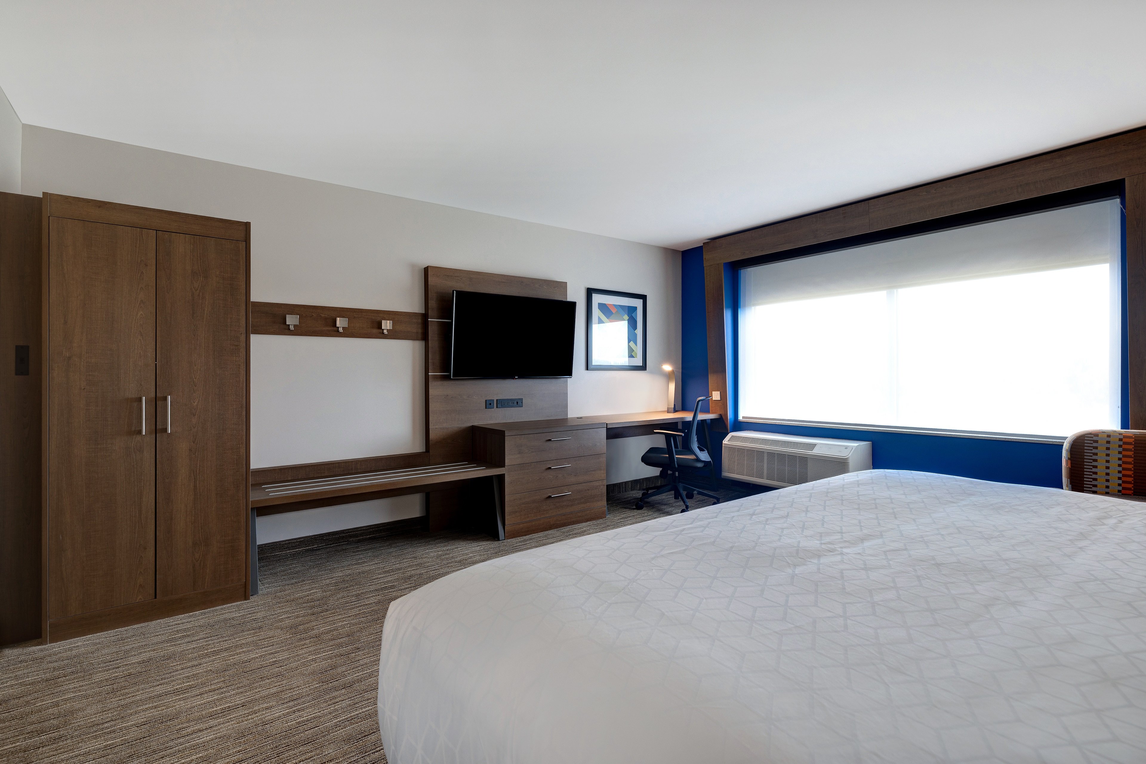 Leisure, King Bed