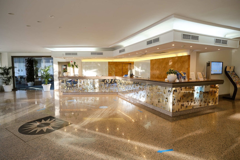 Grupotel Orient 8/63