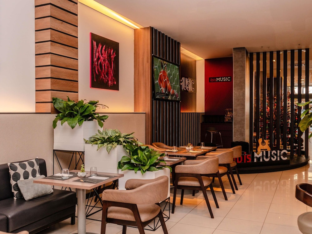 Ibis Larco Miraflores 33/49