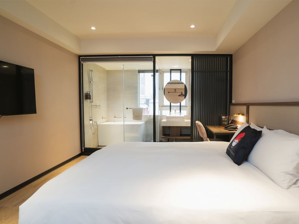 Royal Rose Hotel Zhongshan 22/44