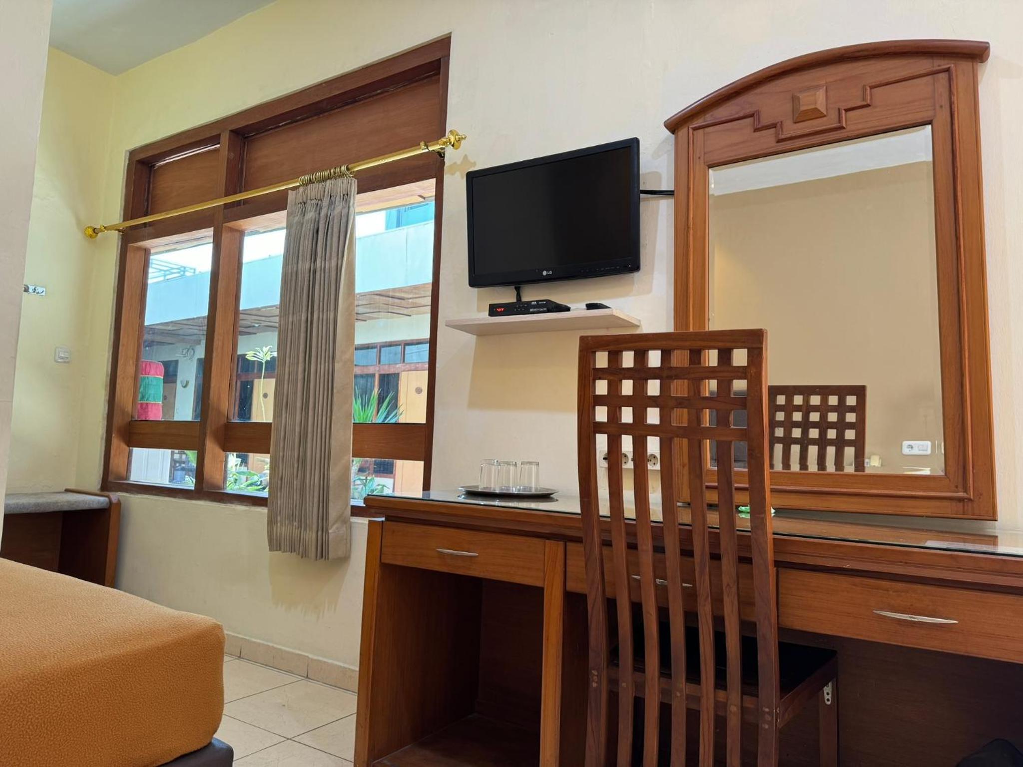 Hotel Priangan 43/50