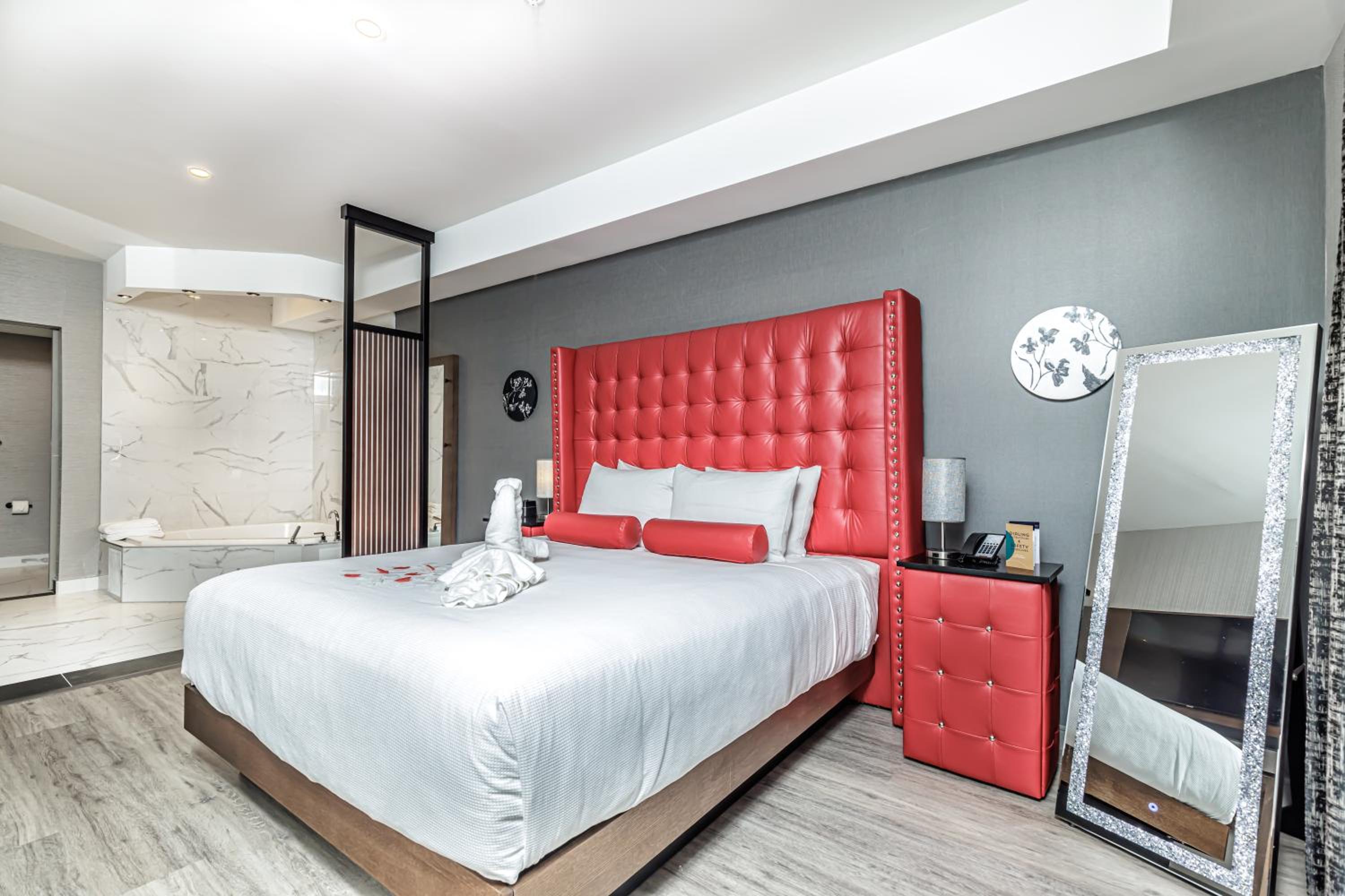 Presidential, Suite, King Bed, Sofa