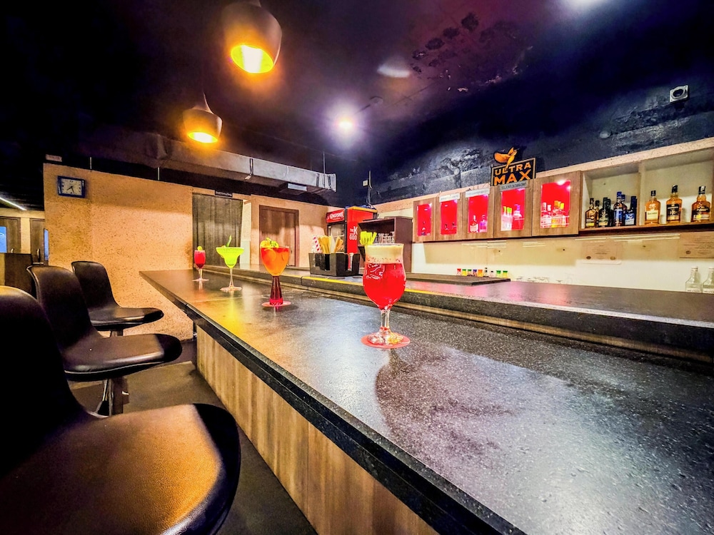 Zip By Spree Hotels Surabi International 54/58