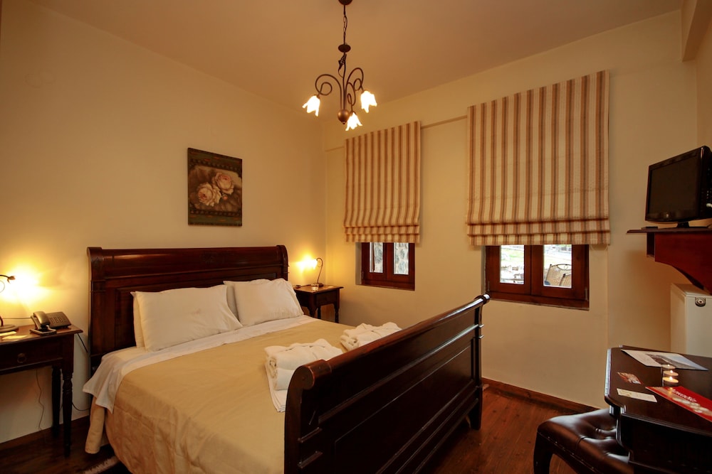 EXECUTIVE, VILLA