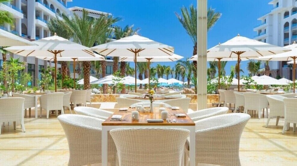 Villa La Valencia Beach Resort And Spa Los Cabos 49/50