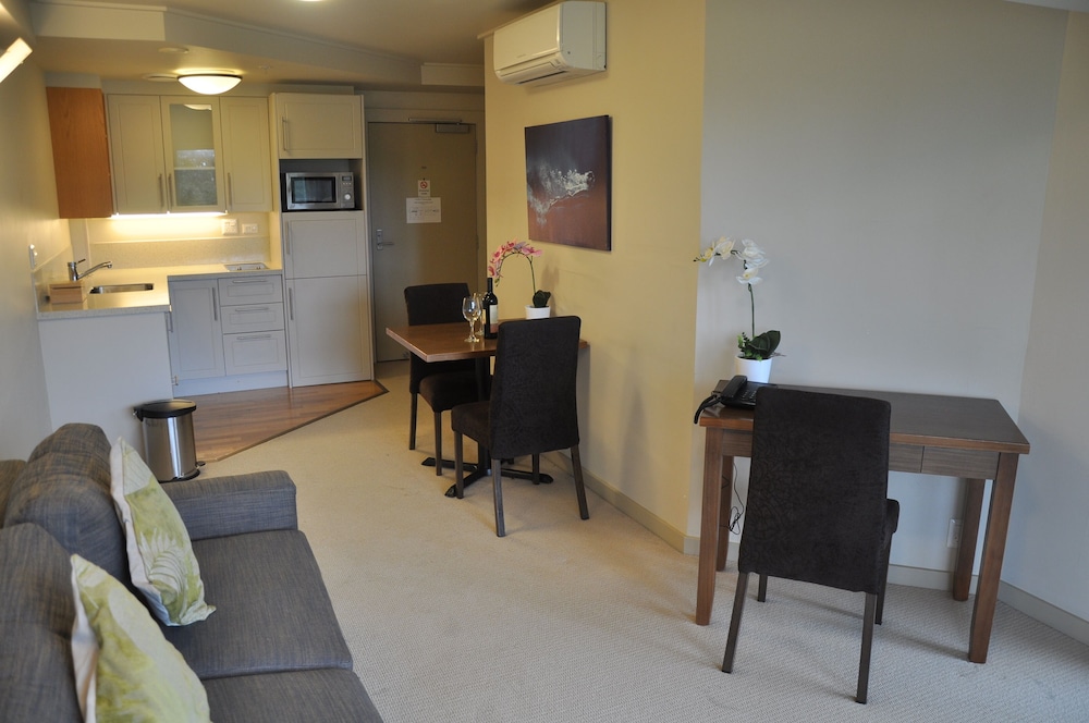 Ocean Breeze Hotel Takapuna 2/41