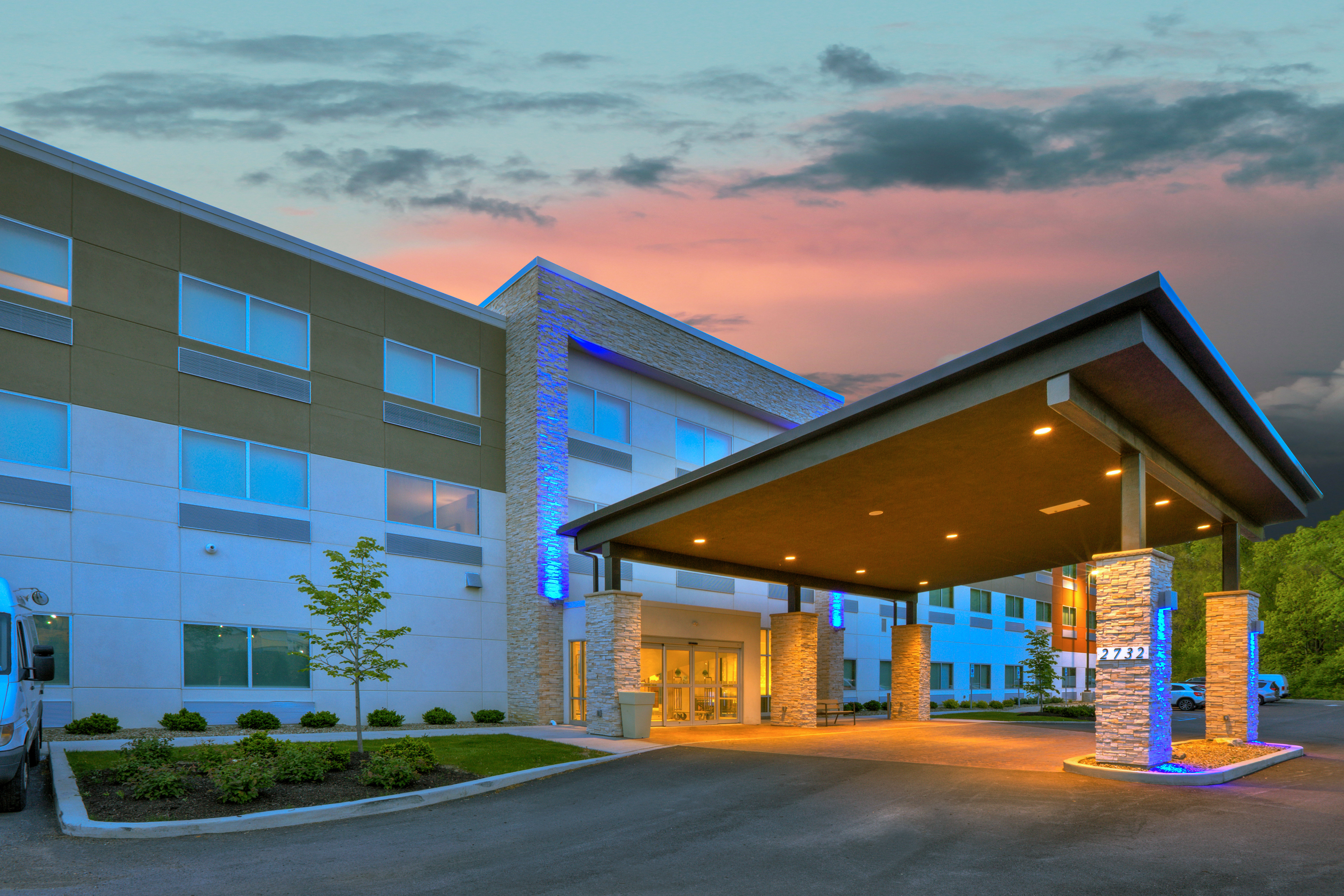 Holiday Inn Express Suites New Castle 2/62