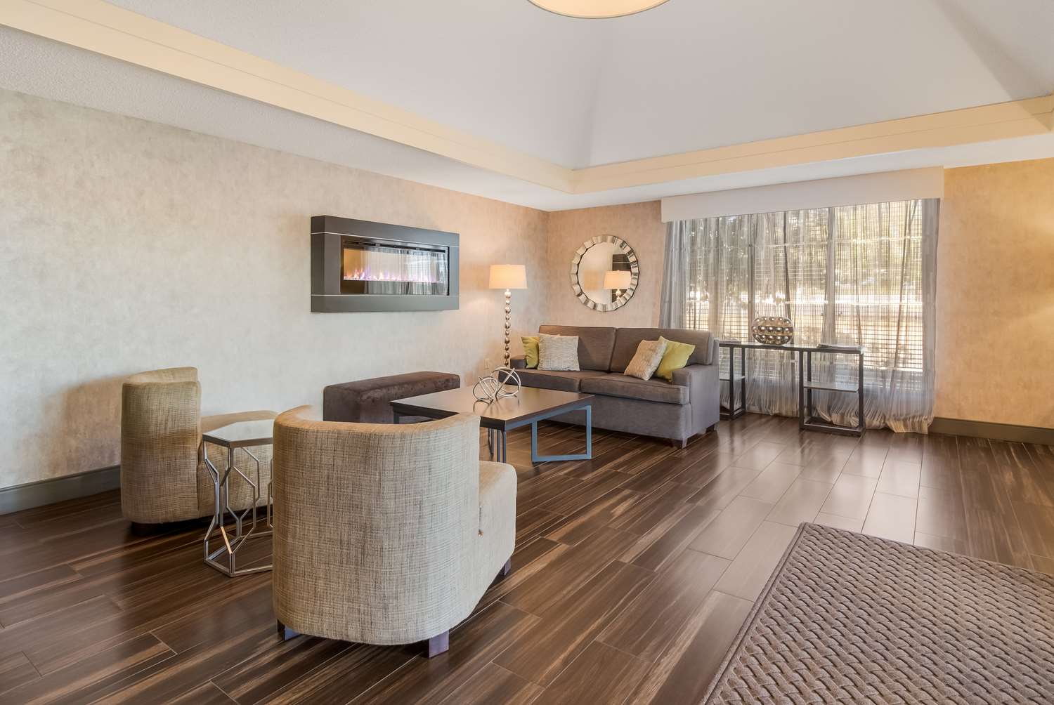 Best Western University Inn 8/18