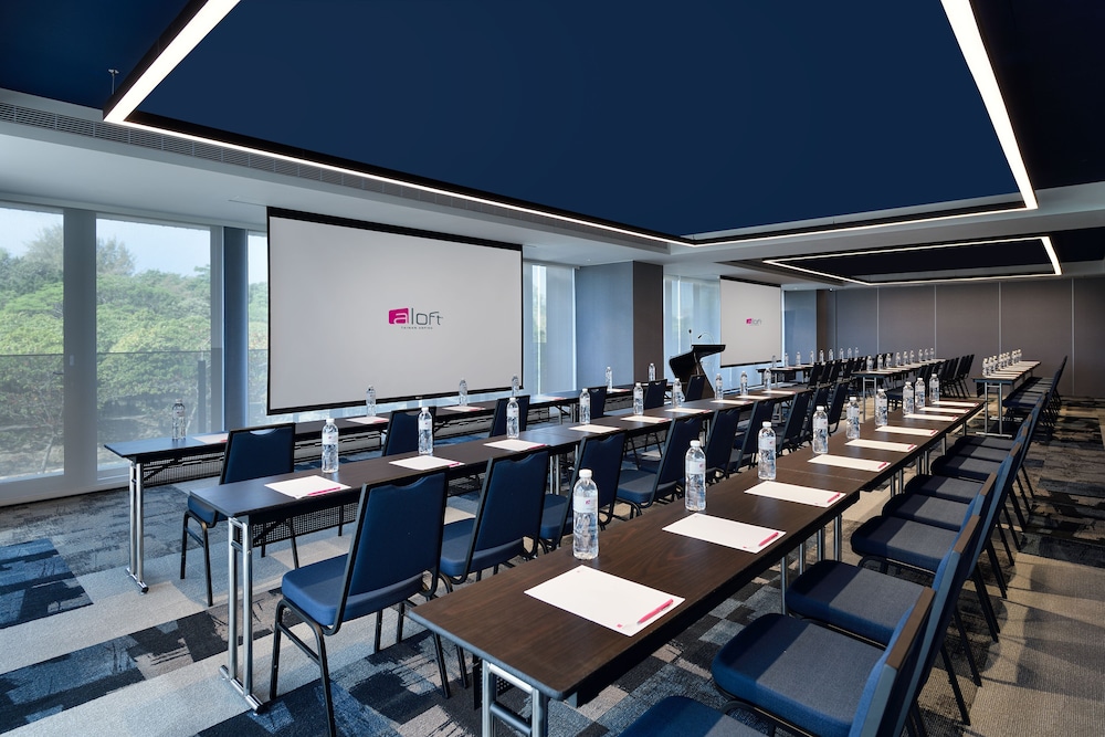 Aloft Tainan Anping 38/50