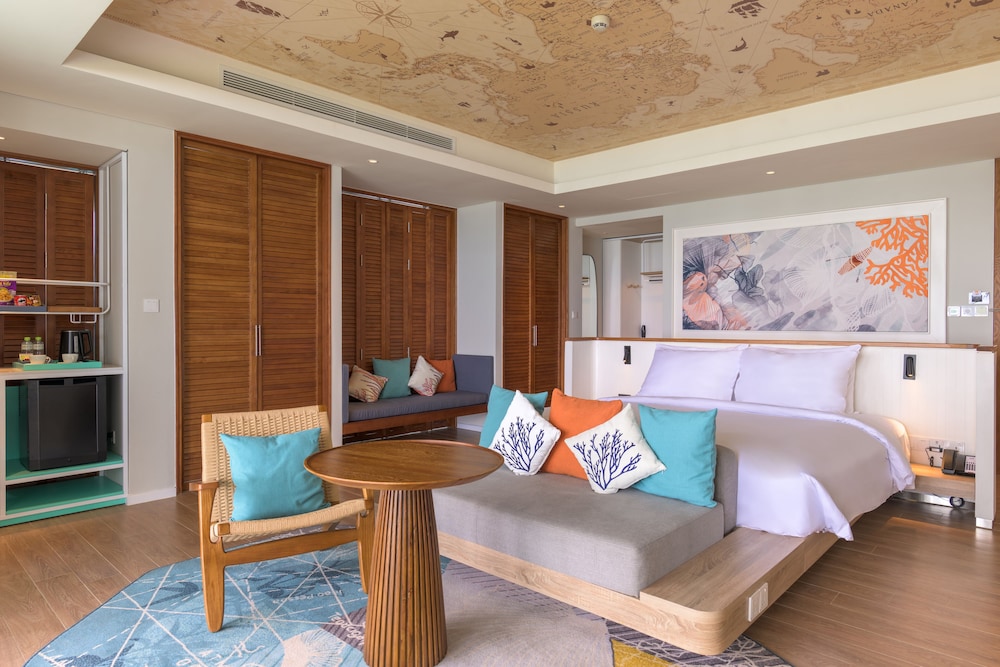 Oasis, City, Villa, King Bed, Terrace