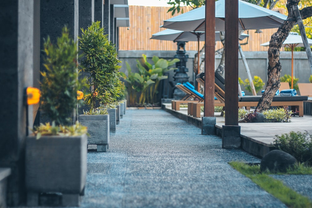 Kubu Cempaka Seminyak Hotel 53/62