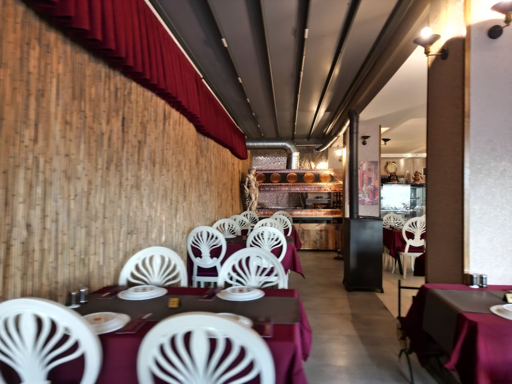 Akman City Hotel 12/66