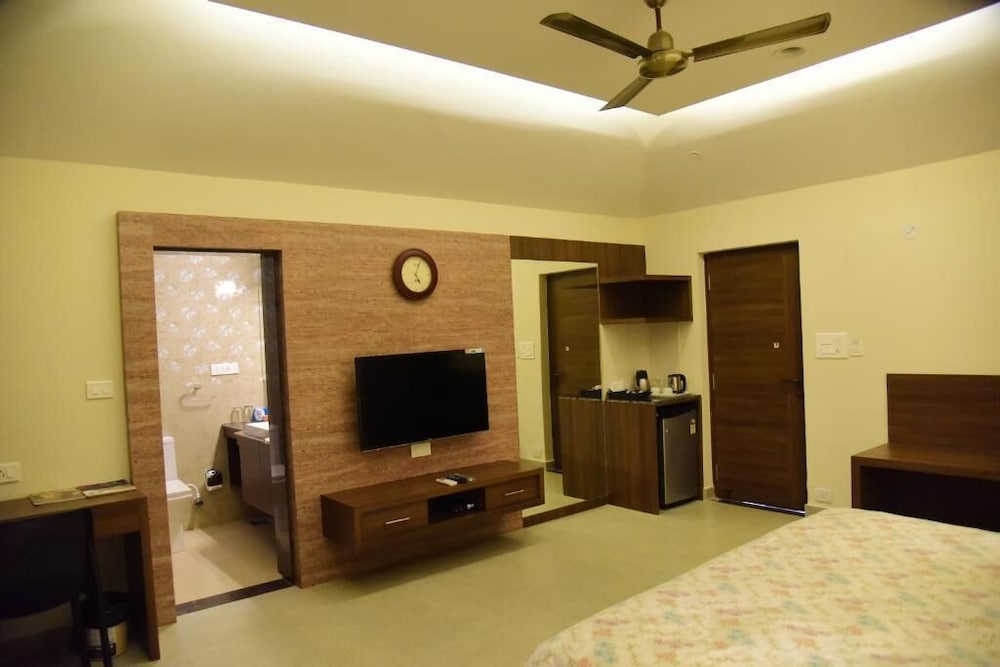 THE INTERNATIONAL CENTRE GOA 14/41