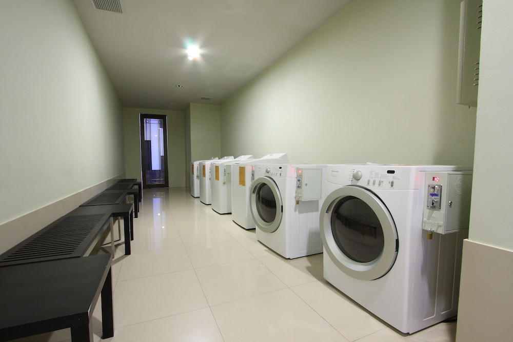 Ivy Thonglor 55 8/37