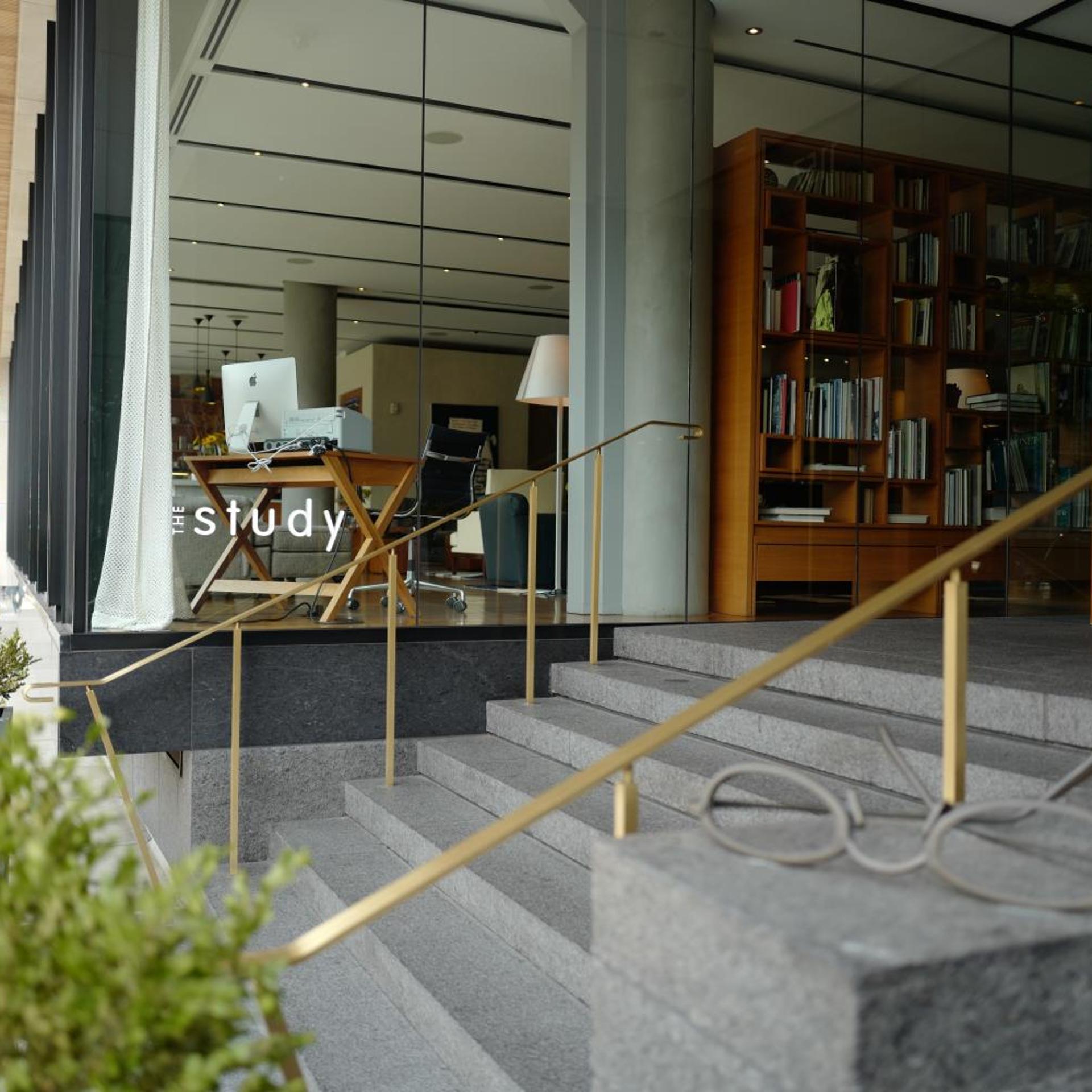 The Study at Yale Hotel 46/50