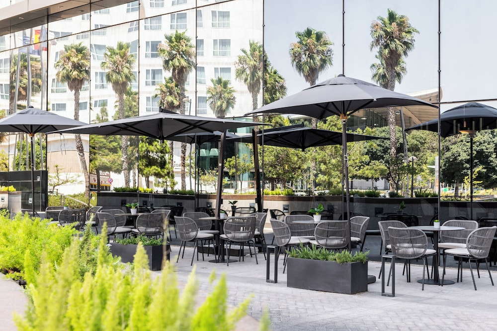 Melia Valencia Palacio de Congresos Formely Hilton Valencia 71/73