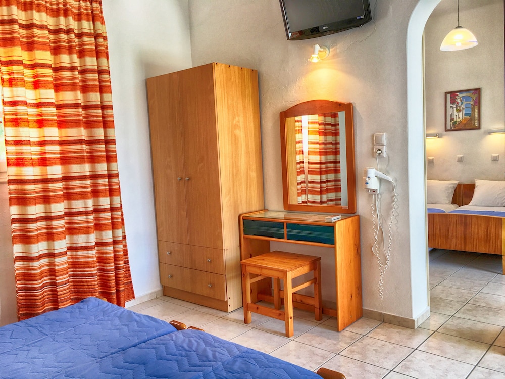 Hotel Helena 39/66