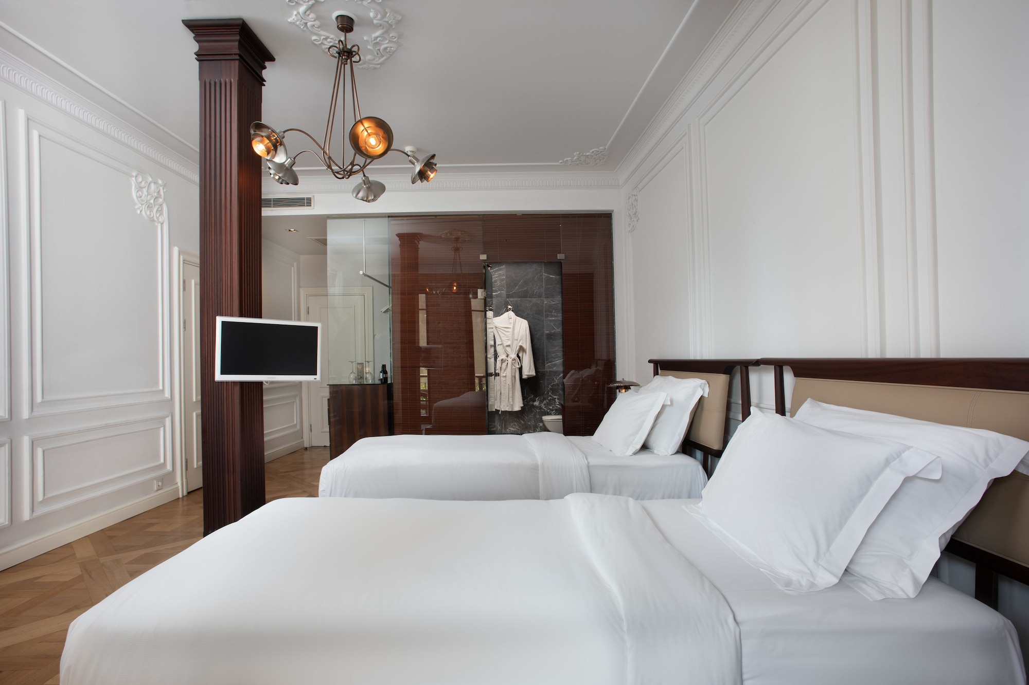 DELUXE, TWIN BEDS, GARDEN VIEW, BALCONY
