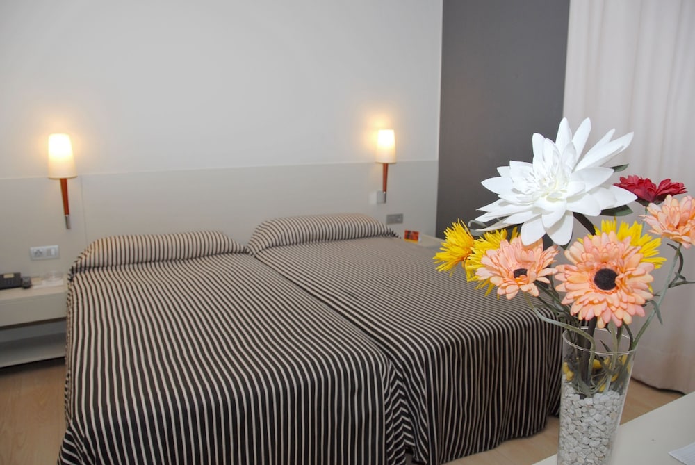 Hotel El Castell 14/48