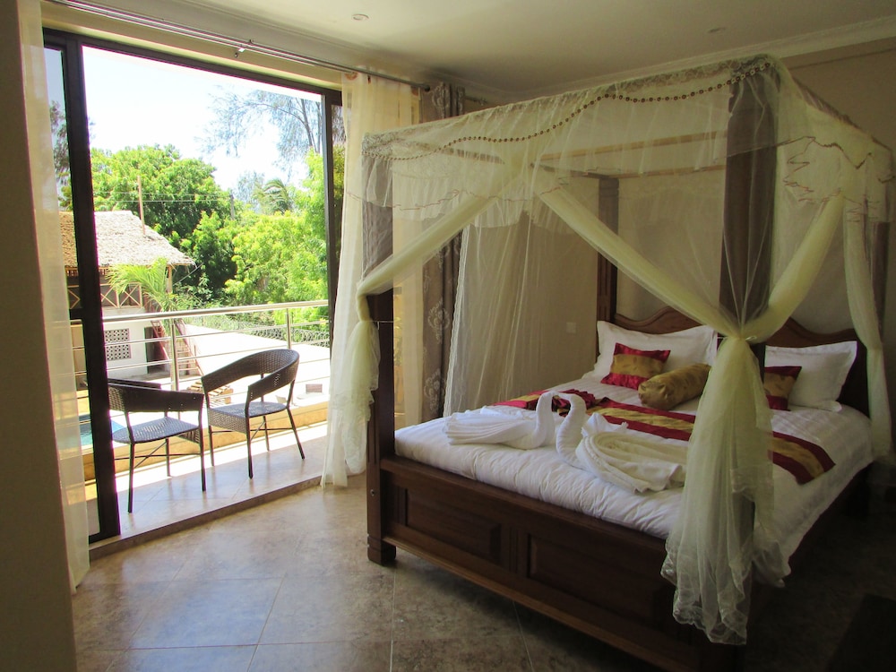 Retro Boutique Hotel Limited 6/42