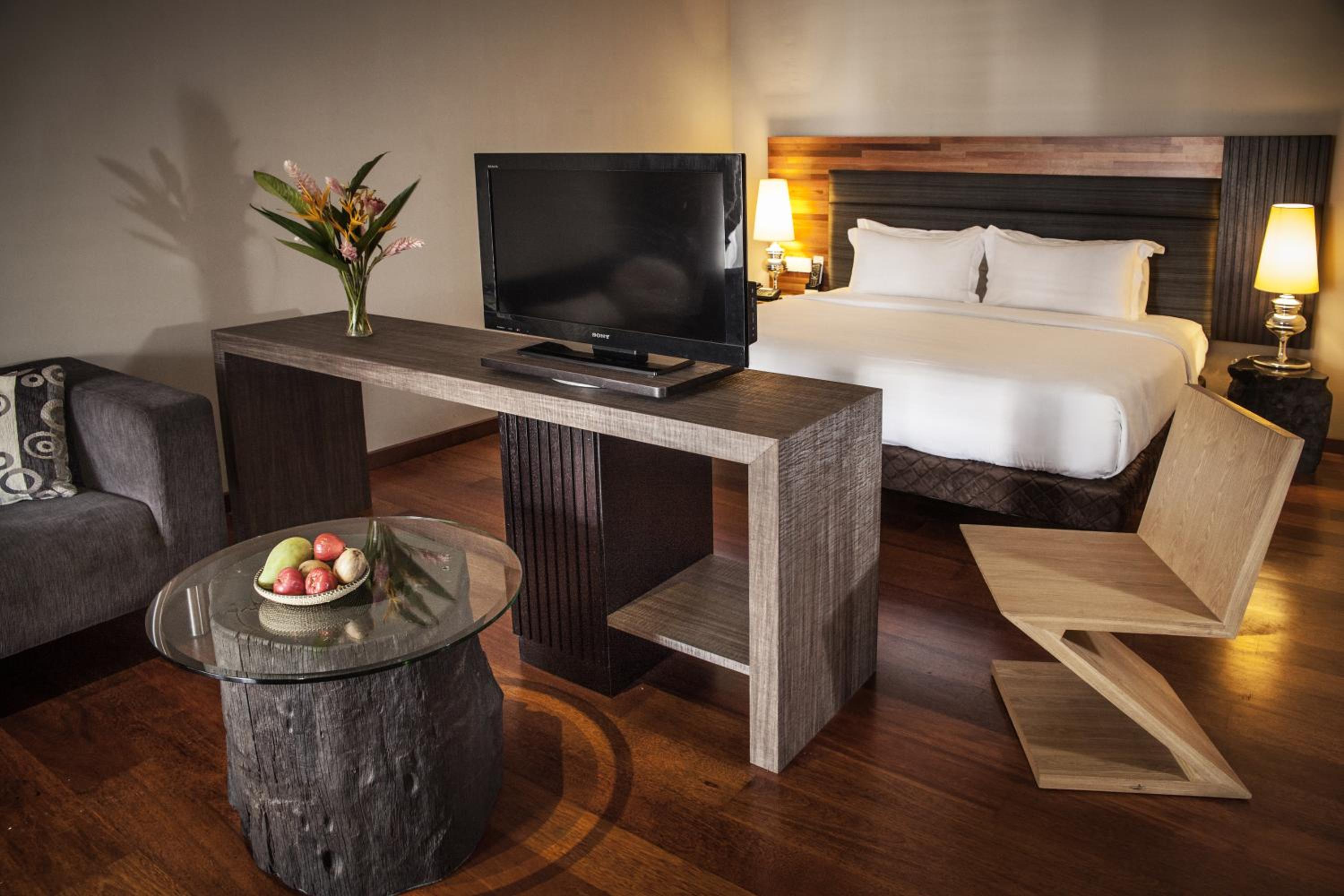 DELUXE, SUITE, DOUBLE BED